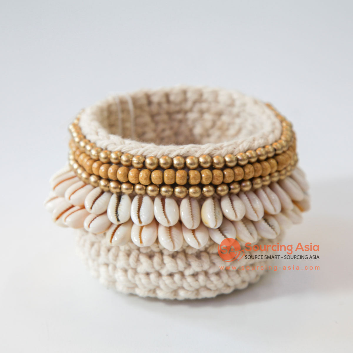 DHL113 CREAM AND BROWN MACRAME AND SHELL SMALL BASKET