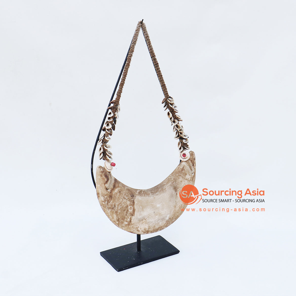 KNTC060 NATURAL SHELL COMBINATION PAPUA TRIBAL STYLE NECKLACE ON STAND DECORATION