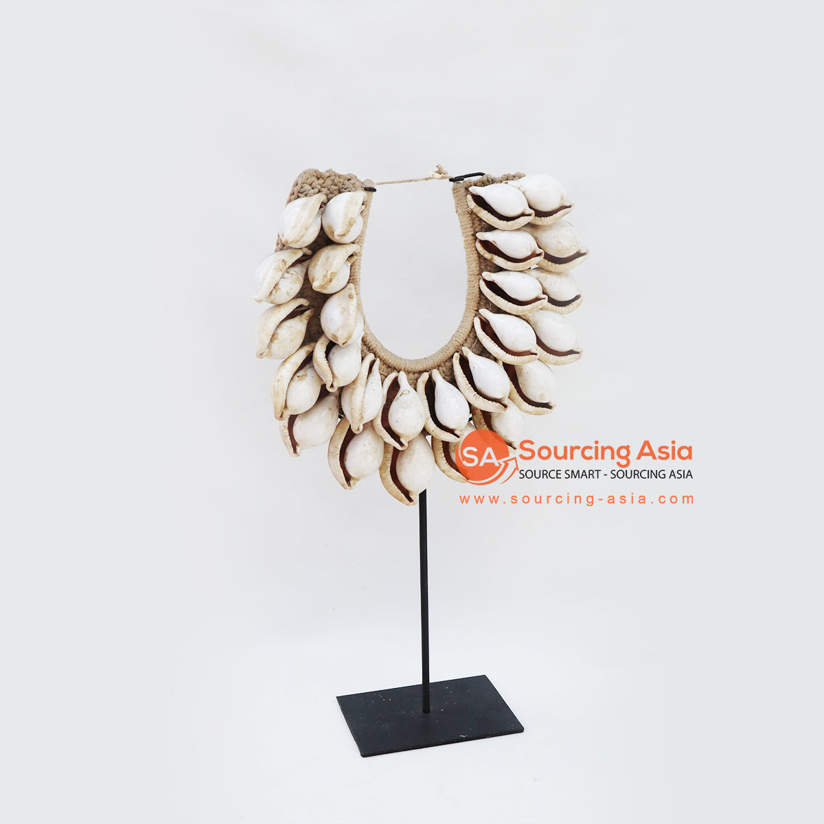 KNTC095 NATURAL SHELL PAPUA TRIBAL STYLE NECKLACE ON STAND DECORATION