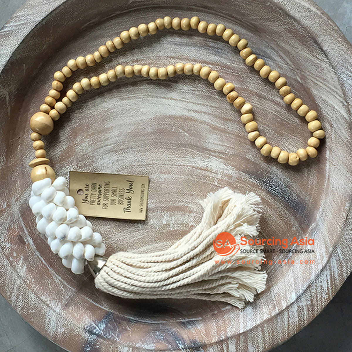 SHL047-6 NATURAL TIMBER BEADS AND WHITE SHELL DECORATIVE TASSEL WITH MACRAME YARN