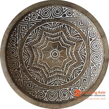 SHL059-6 WHITE WASH PALM WOOD DECORATIVE PLATE WALL DECORATION WITH TRIBAL CARVINGS