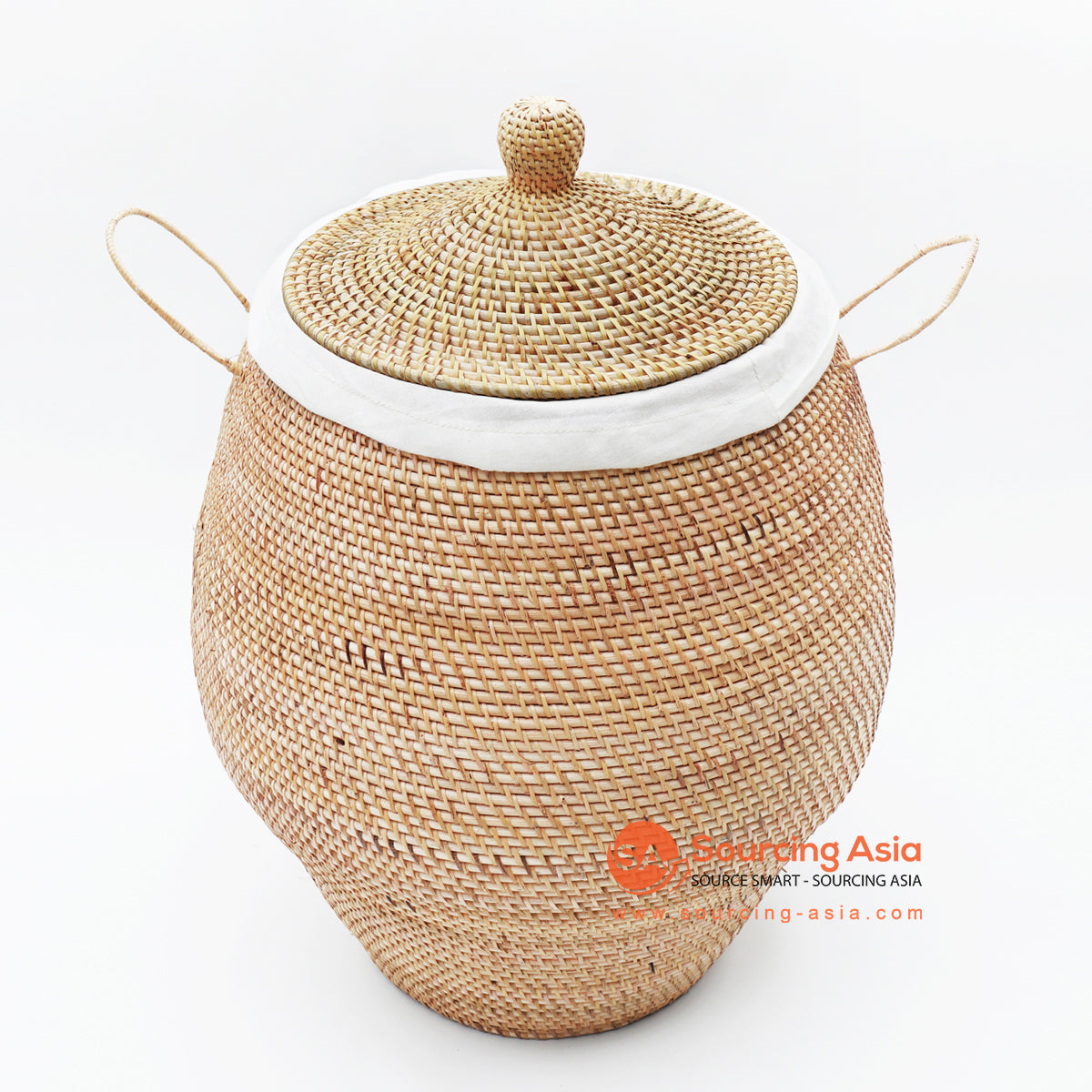 ALI080 NATURAL RATTAN LAUNDRY BASKET WITH LID AND CALICO INSIDE