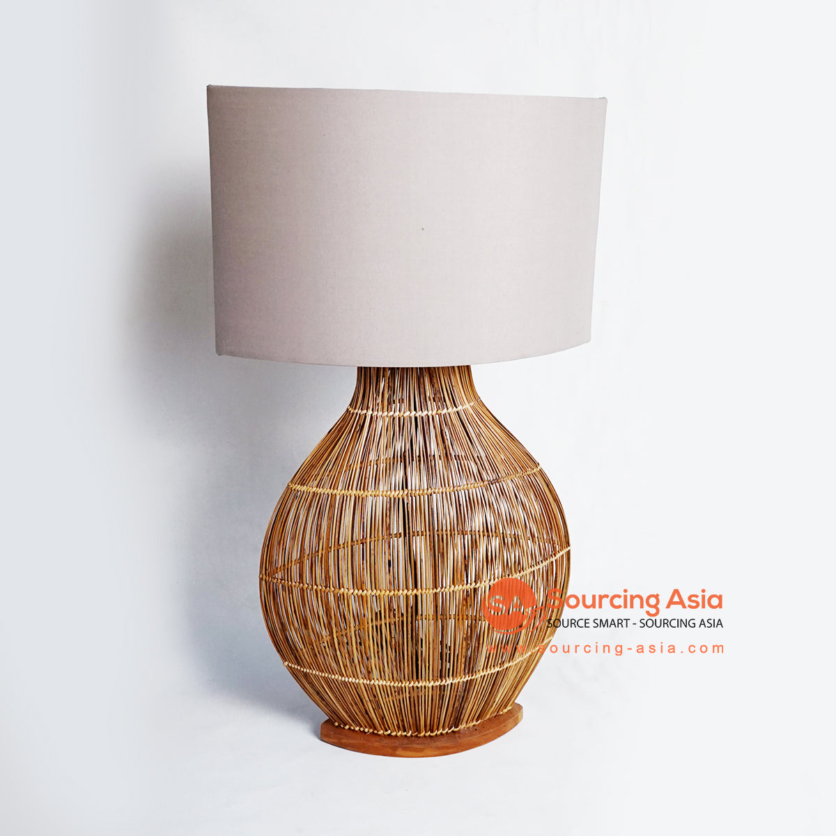 CHKC015 NATURAL RATTAN LAMP WITH WHITE LAMP SHADE