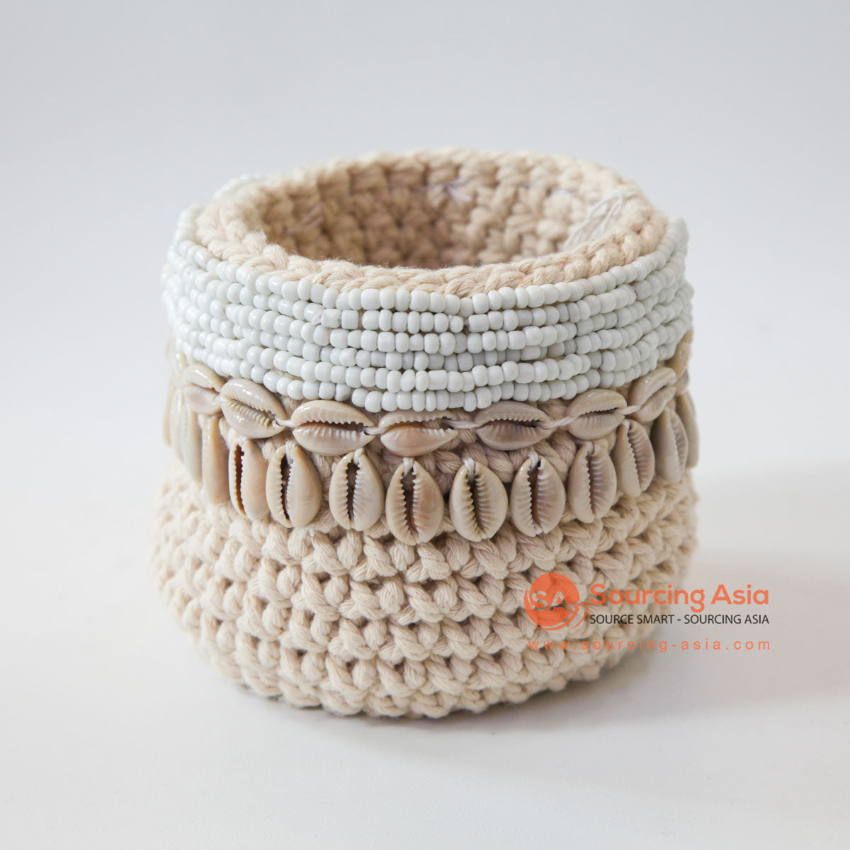 DHL119 CREAM AND WHITE MACRAME AND SHELL SMALL BASKET