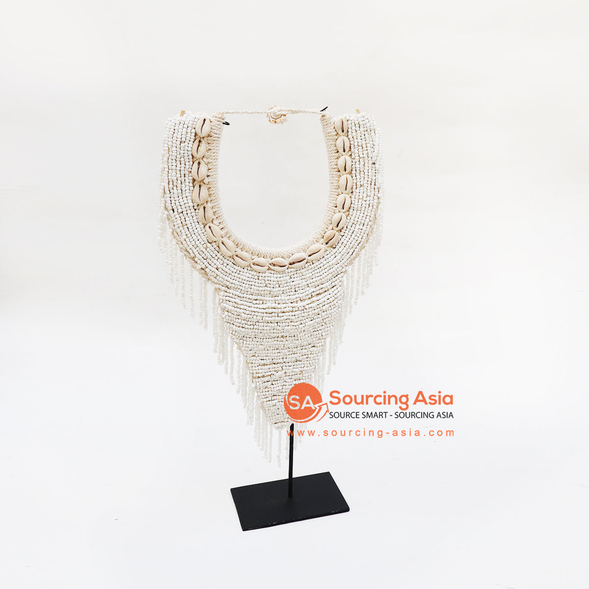 EXAC014-1 WHITE BEADS AND SHELL NECKLACE ON STAND DECORATION
