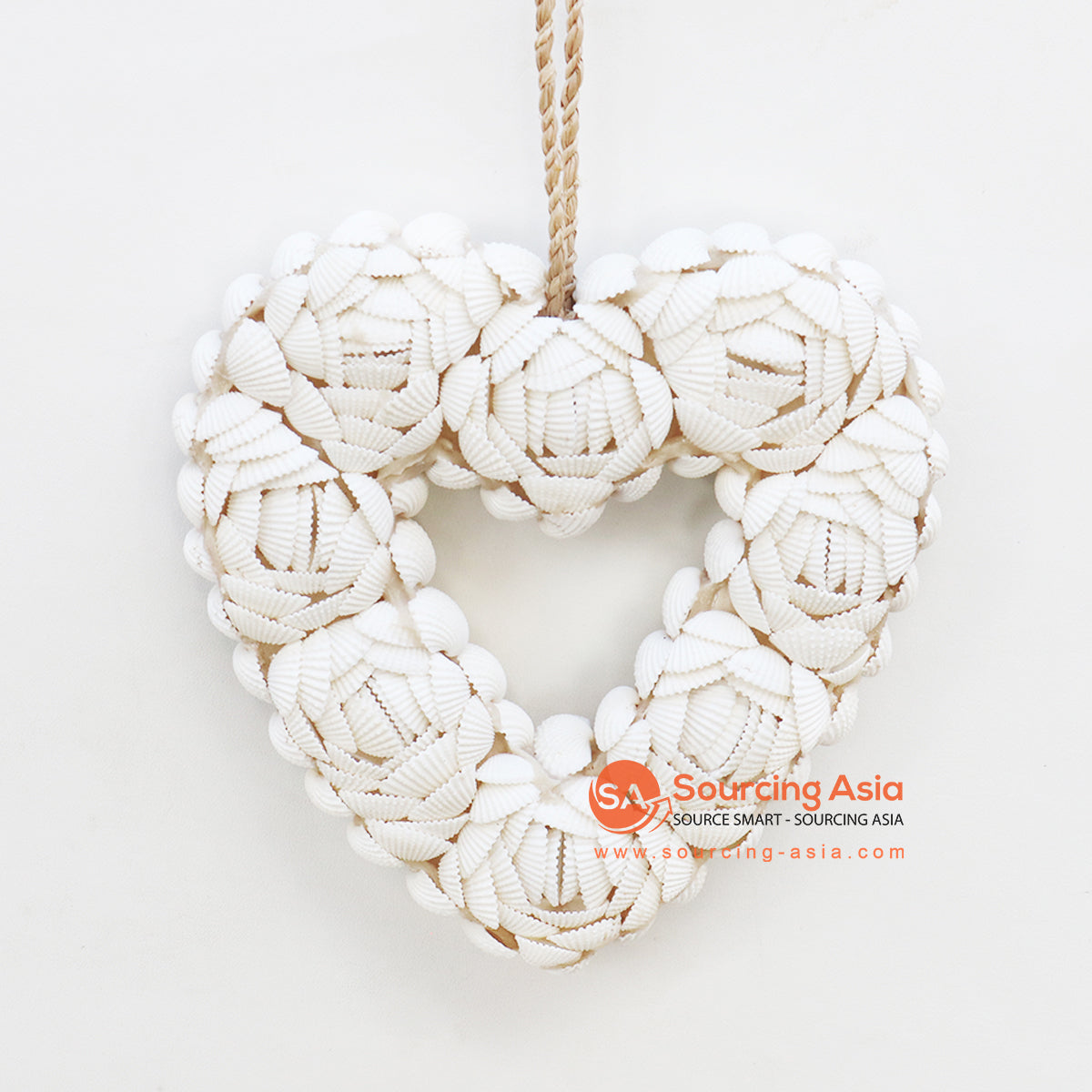 EXAC019 WHITE SHELL HEART HANGING WALL DECORATION