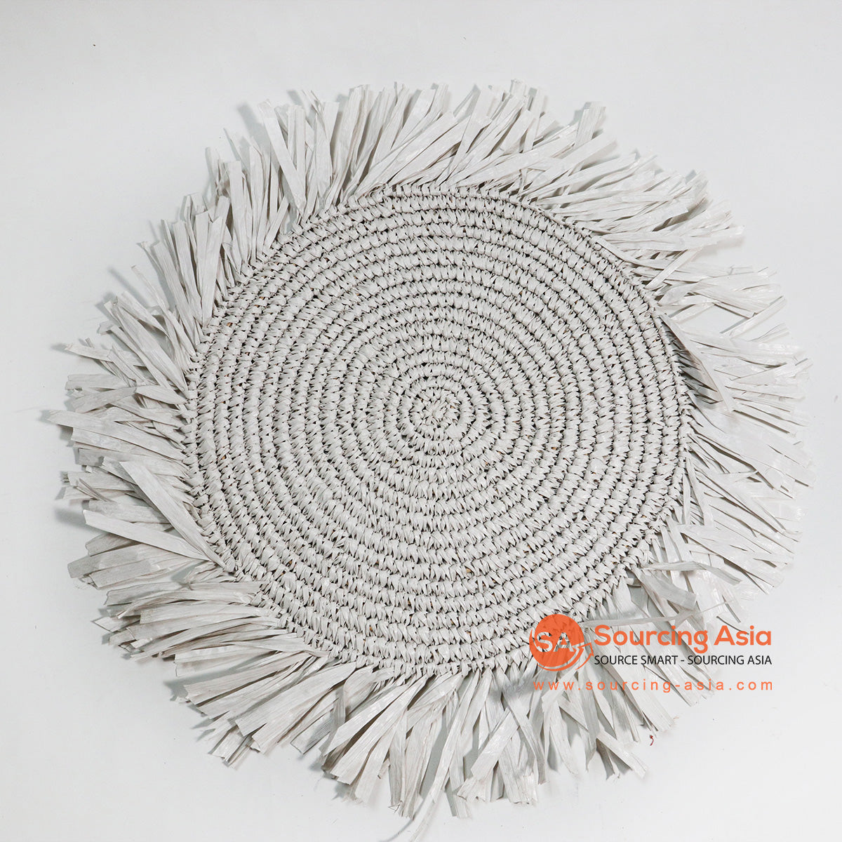 HBSC017-1 WHITE RAFFIA ROUND DECORATIVE PLACEMAT WITH FRINGE
