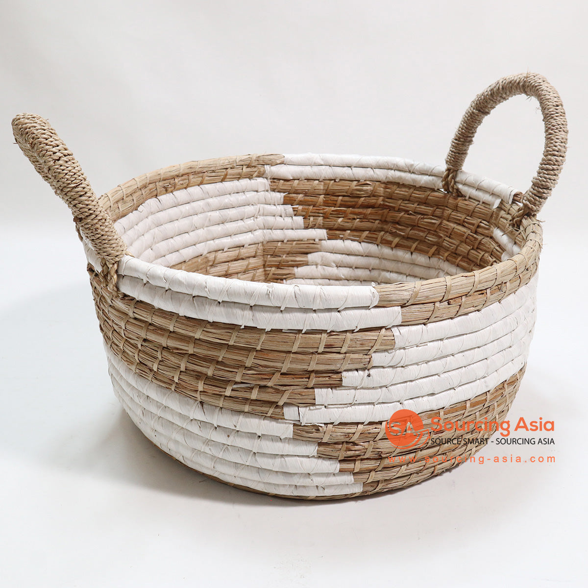 HBSC091 WHITE AND NATURAL LARGE OPEN BASKET