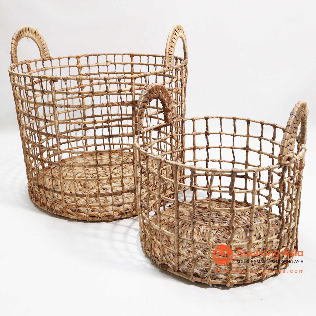 HBSC094 SET OF TWO NATURAL WATER HYACINTH SQUARE WIRE BASKETS