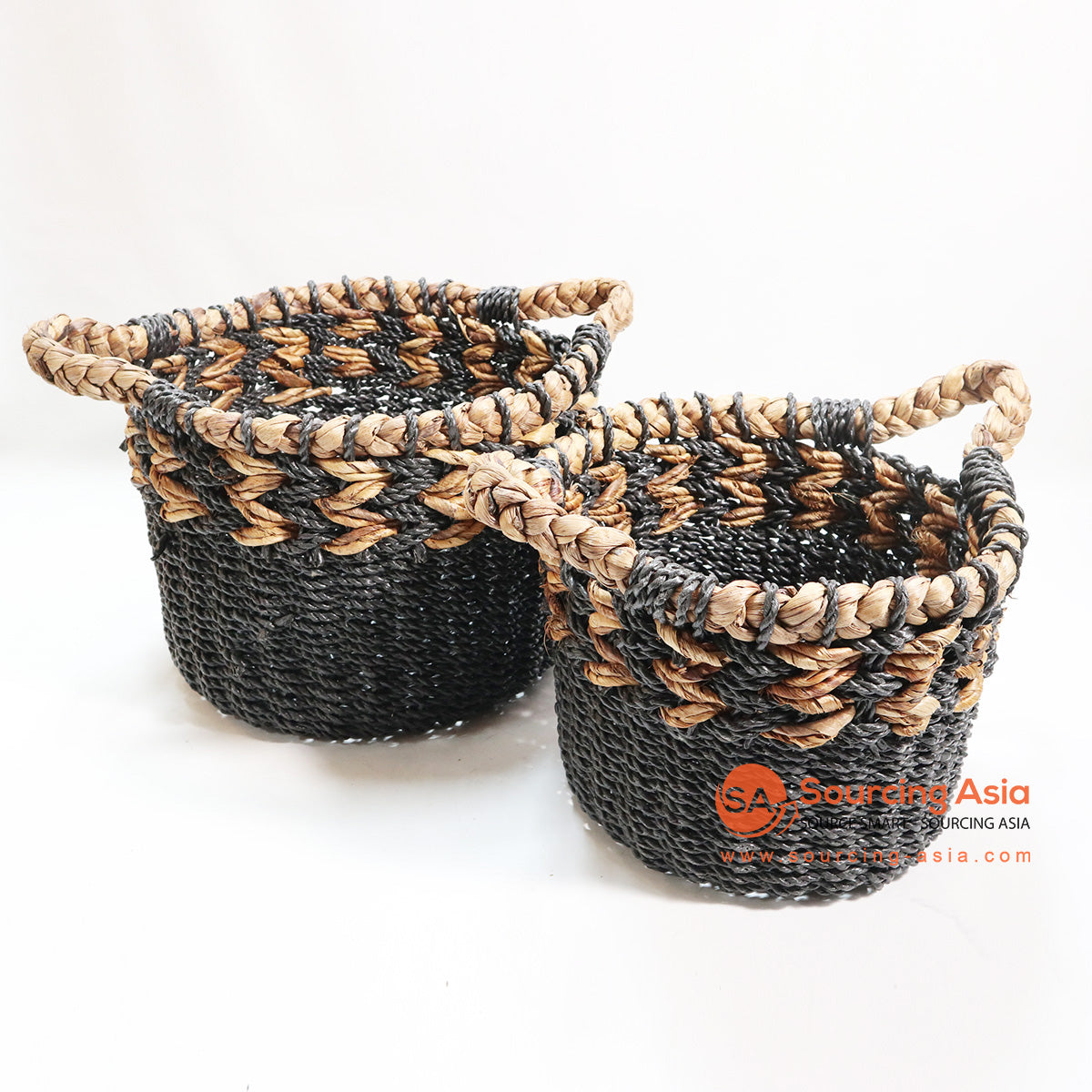 HBSC115-2 SET OF TWO BLACK SEAGRASS AND WATER HYACINTH BASKETS