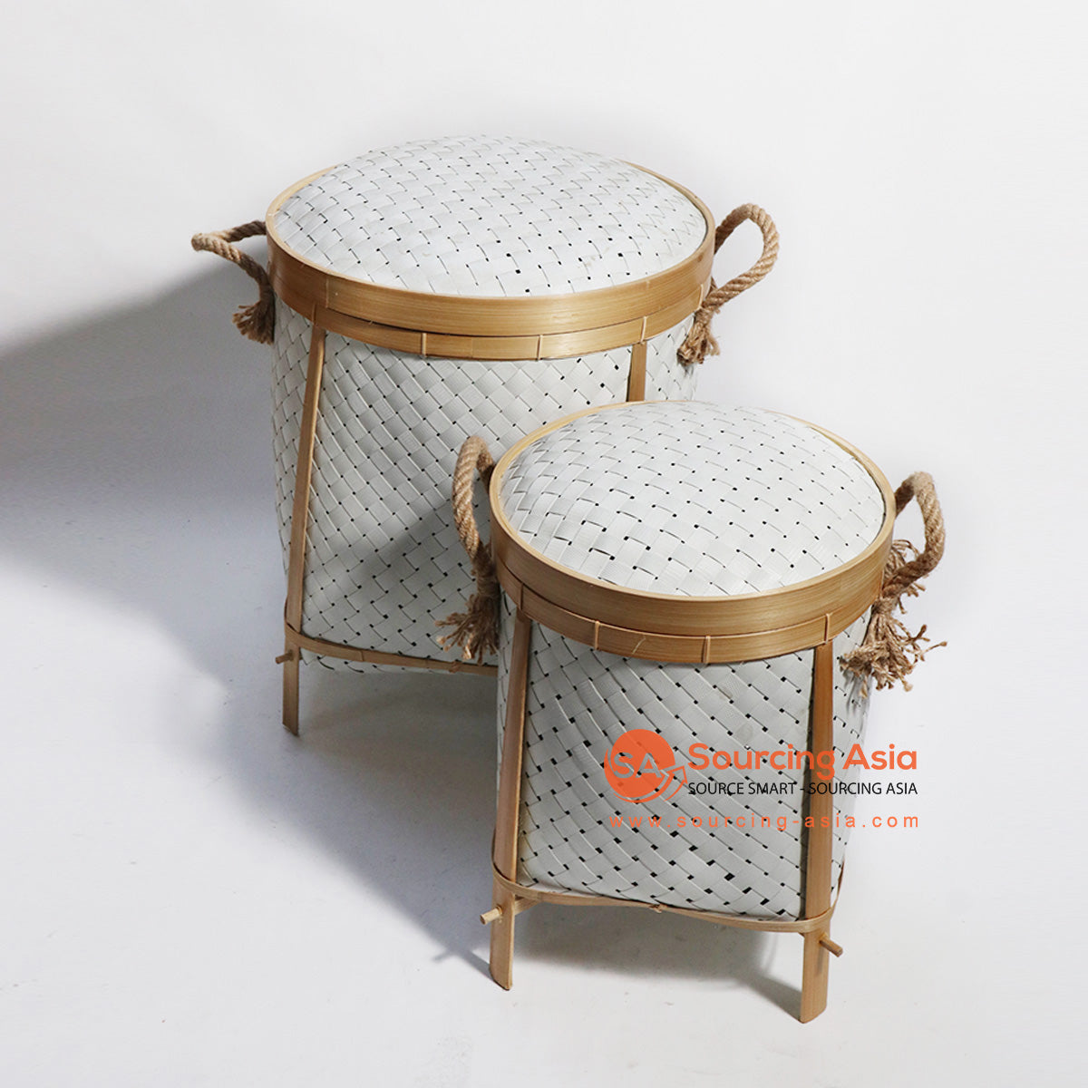 HBSC186 SET OF TWO WHITE SYNTHETIC BAMBOO AND RATTAN BASKETS