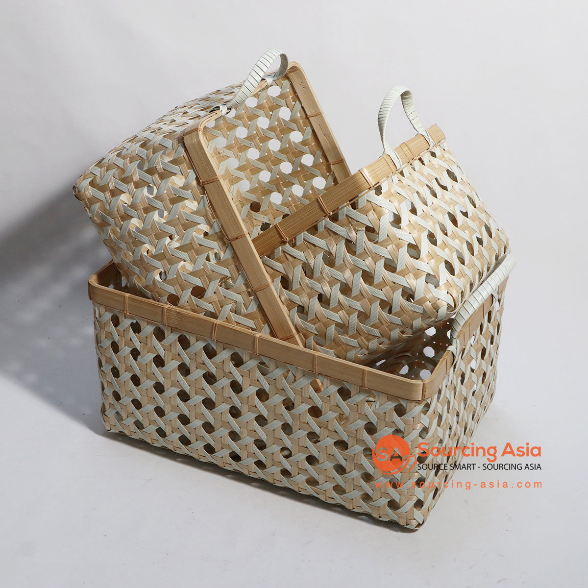 HBSC188 SET OF THREE MIXED BAMBOO AND SYNTHETIC RATTAN BASKETS