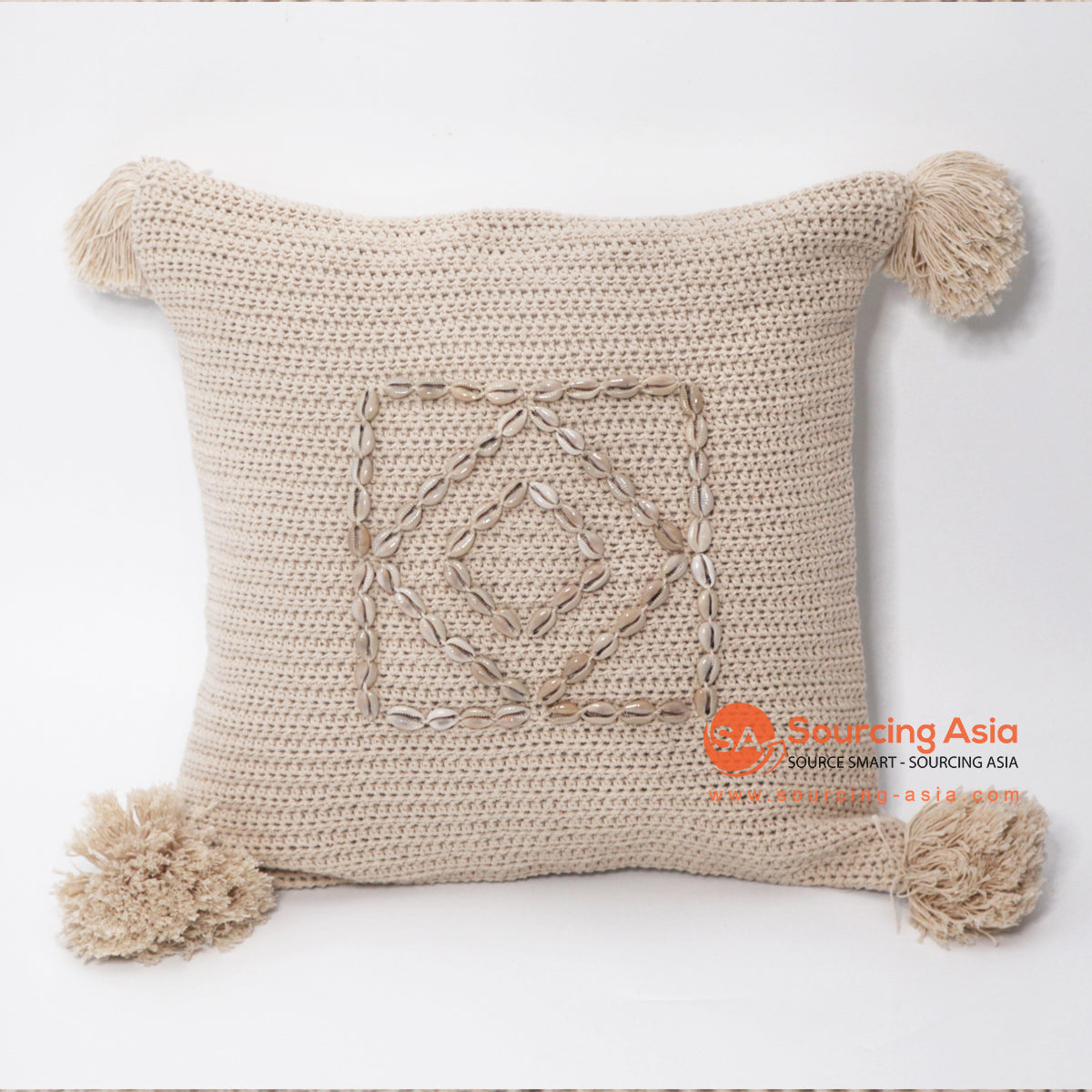 MAC037 NATURAL COTTON AND CROCHE SHELL SQUARE CUSHION WITH TASSEL (PRICE WITHOUT INNER)