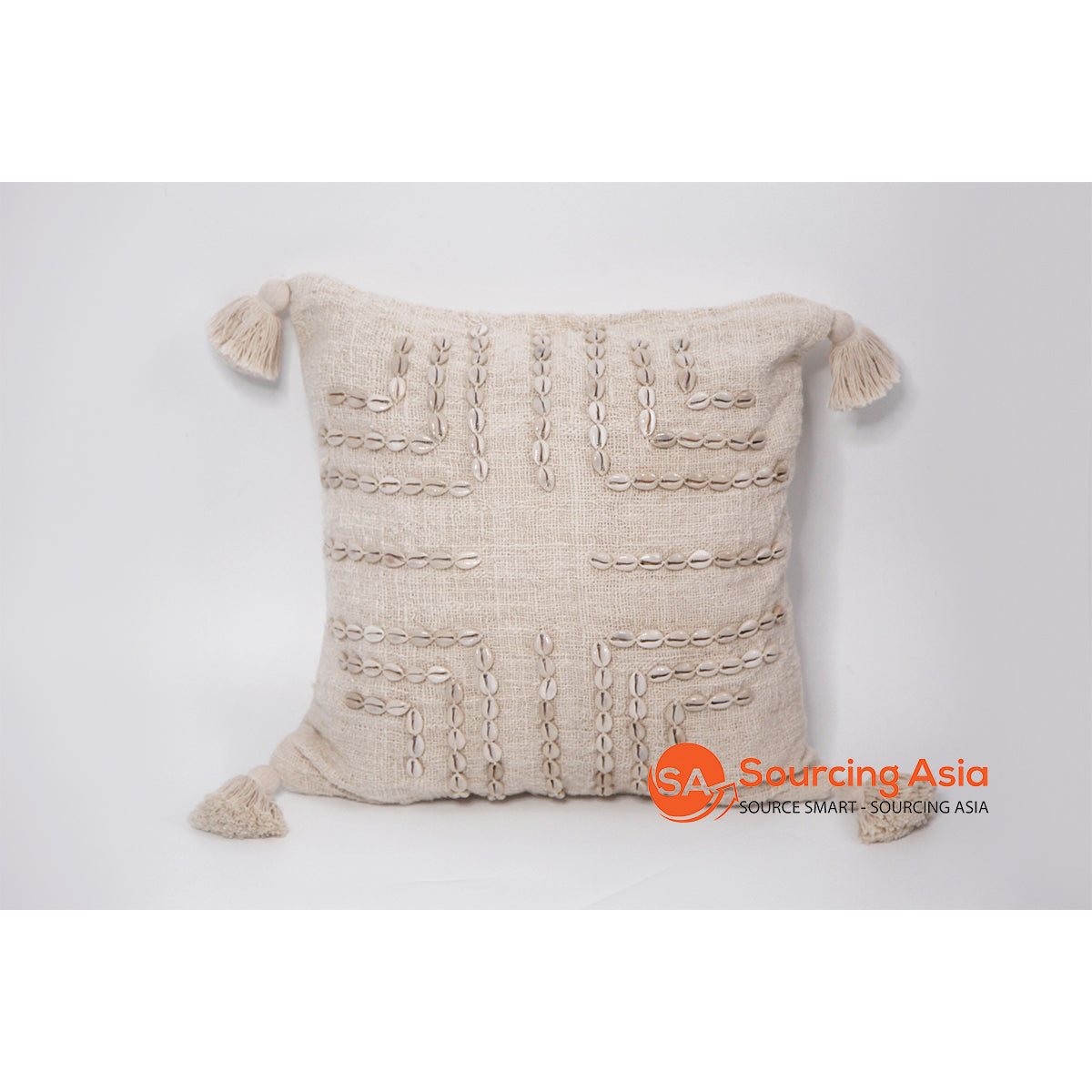 MAC063-1 NATURAL RAW COTTON CUSHION COVER WITH SHELL AND TASSELS DECORATION