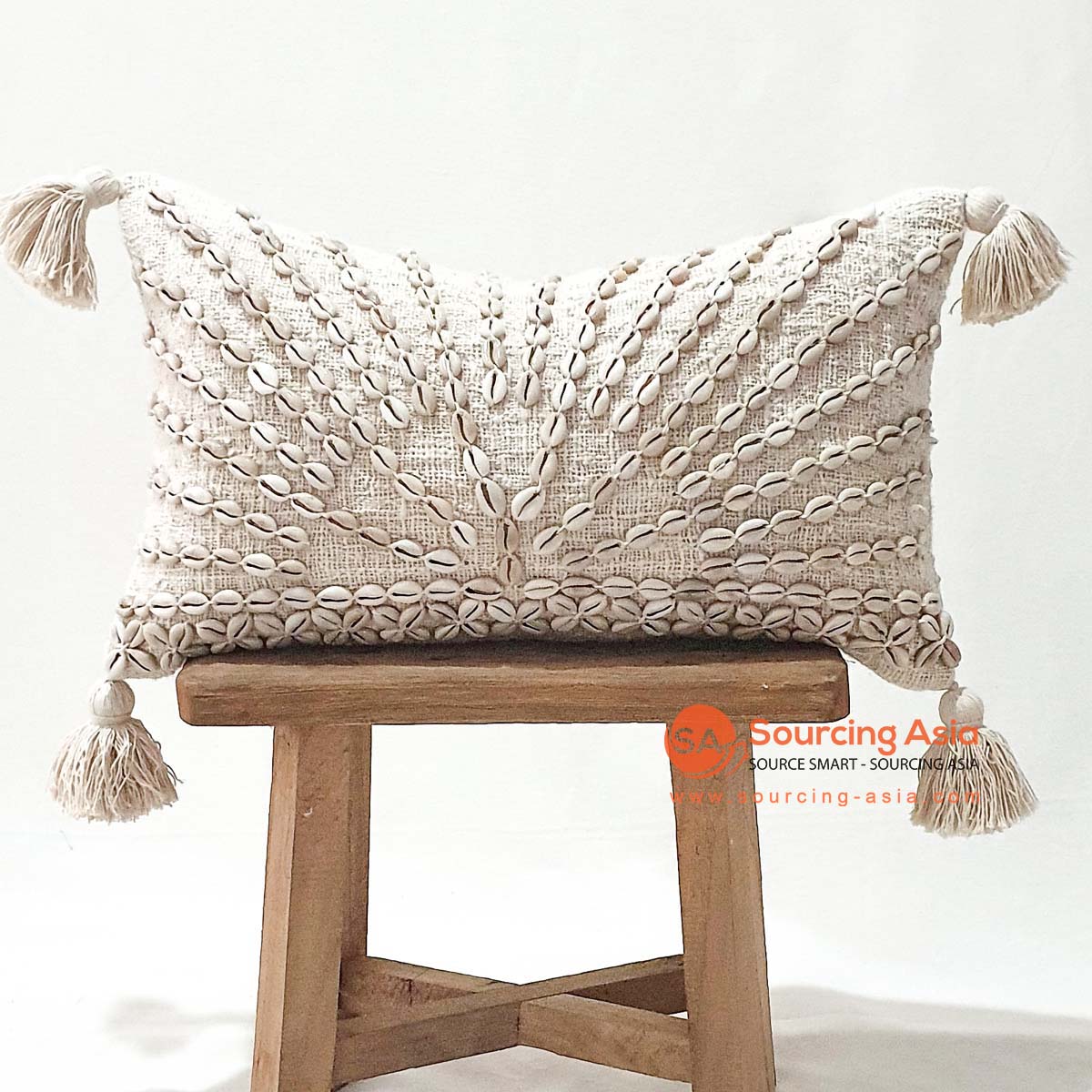 MAC160 NATURAL COTTON COVER CUSHION WITH SHELL AND TASSELS (PRICE WITHOUT INNER)