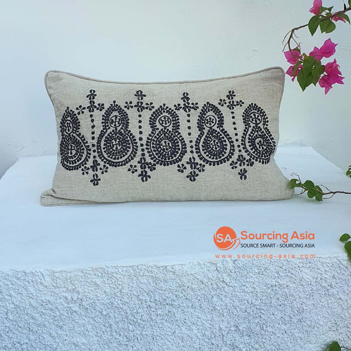 MAC199 NATURAL LINEN CUSHION COVER WITH EMBROIDERY (PRICE WITHOUT INNER)