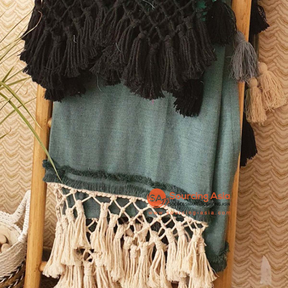 MAC356 SAGE GREEN COTTON THROW WITH LACE AND TASSELS