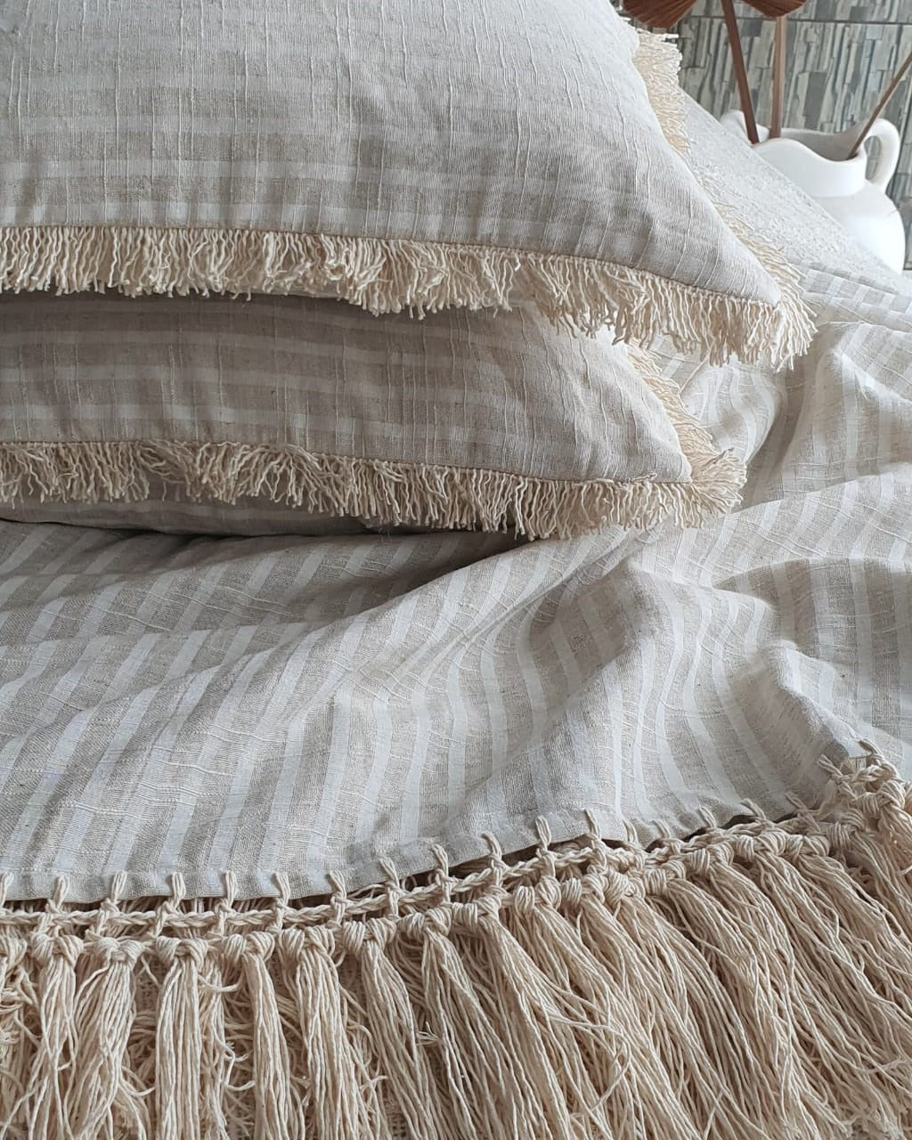 MAC380 STRIPES COTTON THROW WITH LACE AND FRINGE