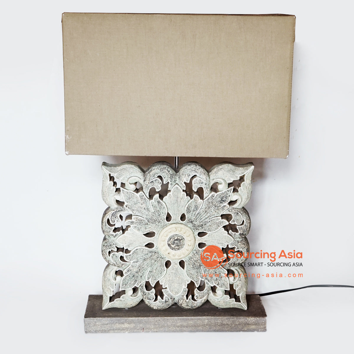 MANC088 WOODEN FLOWER CARVED TABLE LAMP WITH LAMP SHADE