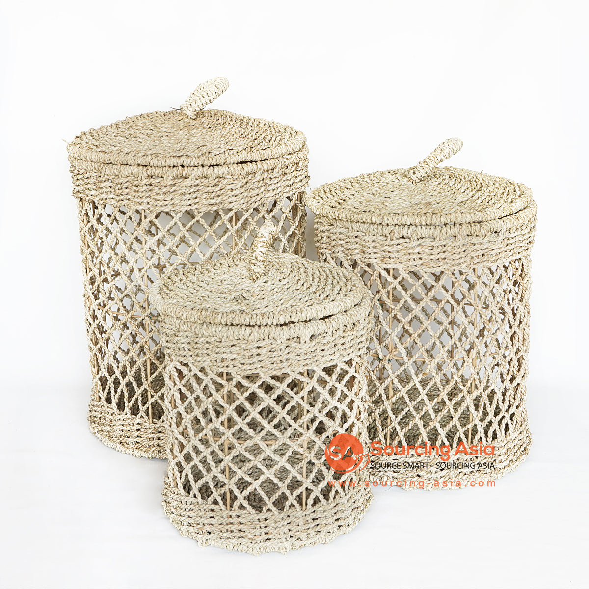 MRC073 SET OF THREE NATURAL SEAGRASS BASKETS WITH LID