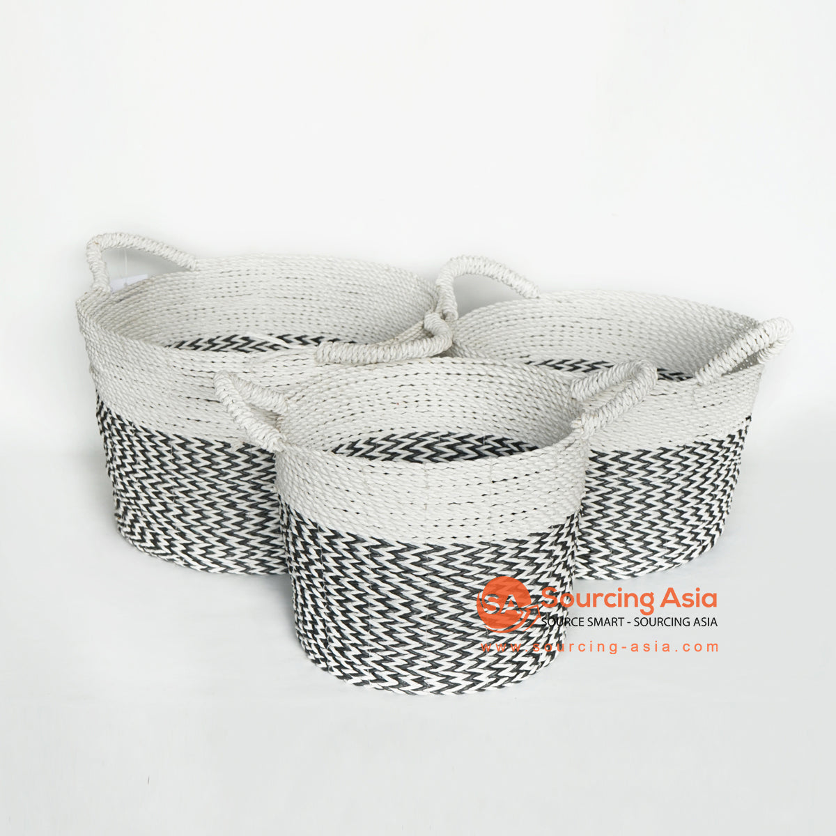 MRC131 SET OF TWO BLACK AND WHITE RAFFIA BASKETS WITH HANDLE