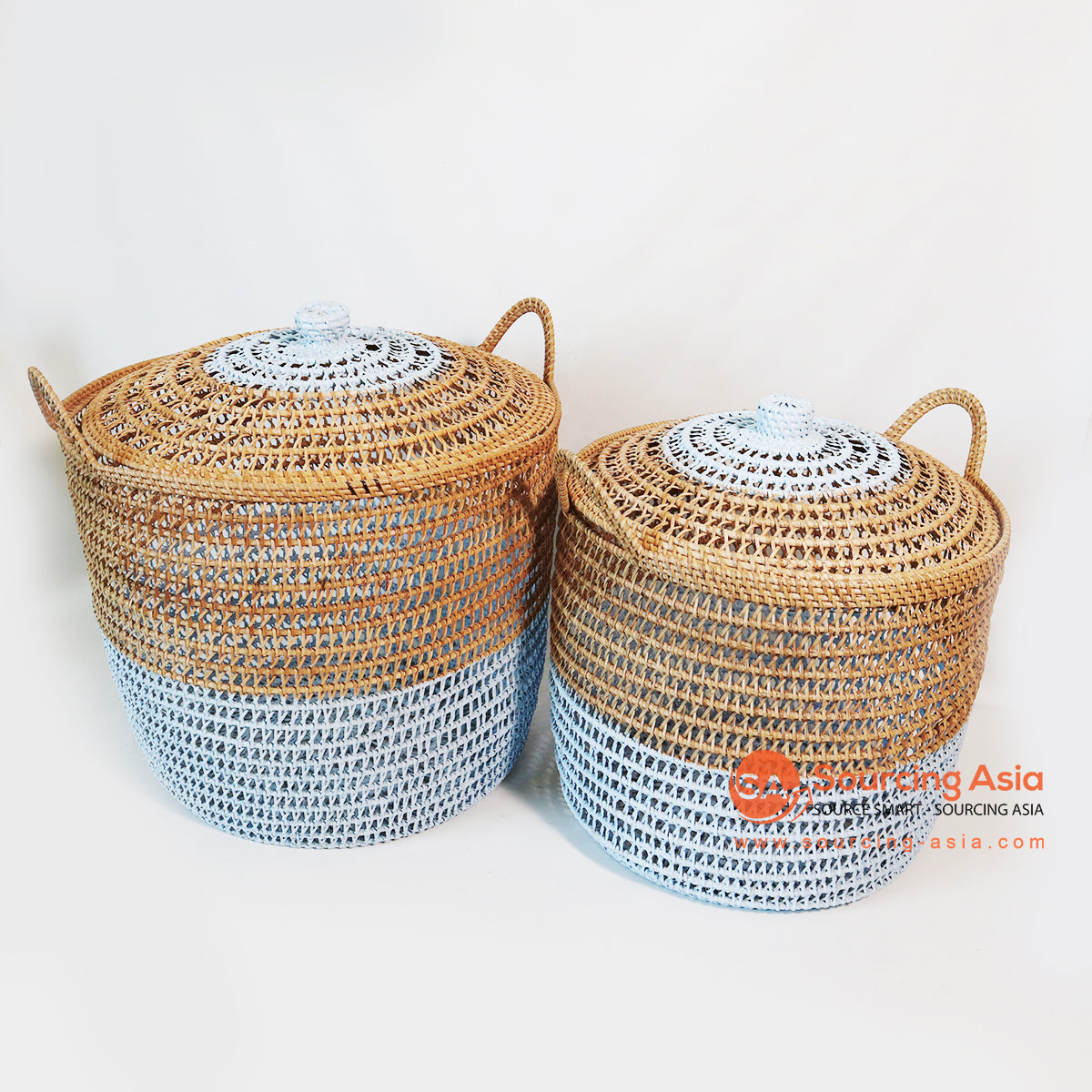 MTIC058-1 SET OF TWO NATURAL AND BLUE WOVEN RATTAN BASKETS WITH LID AND HANDLE