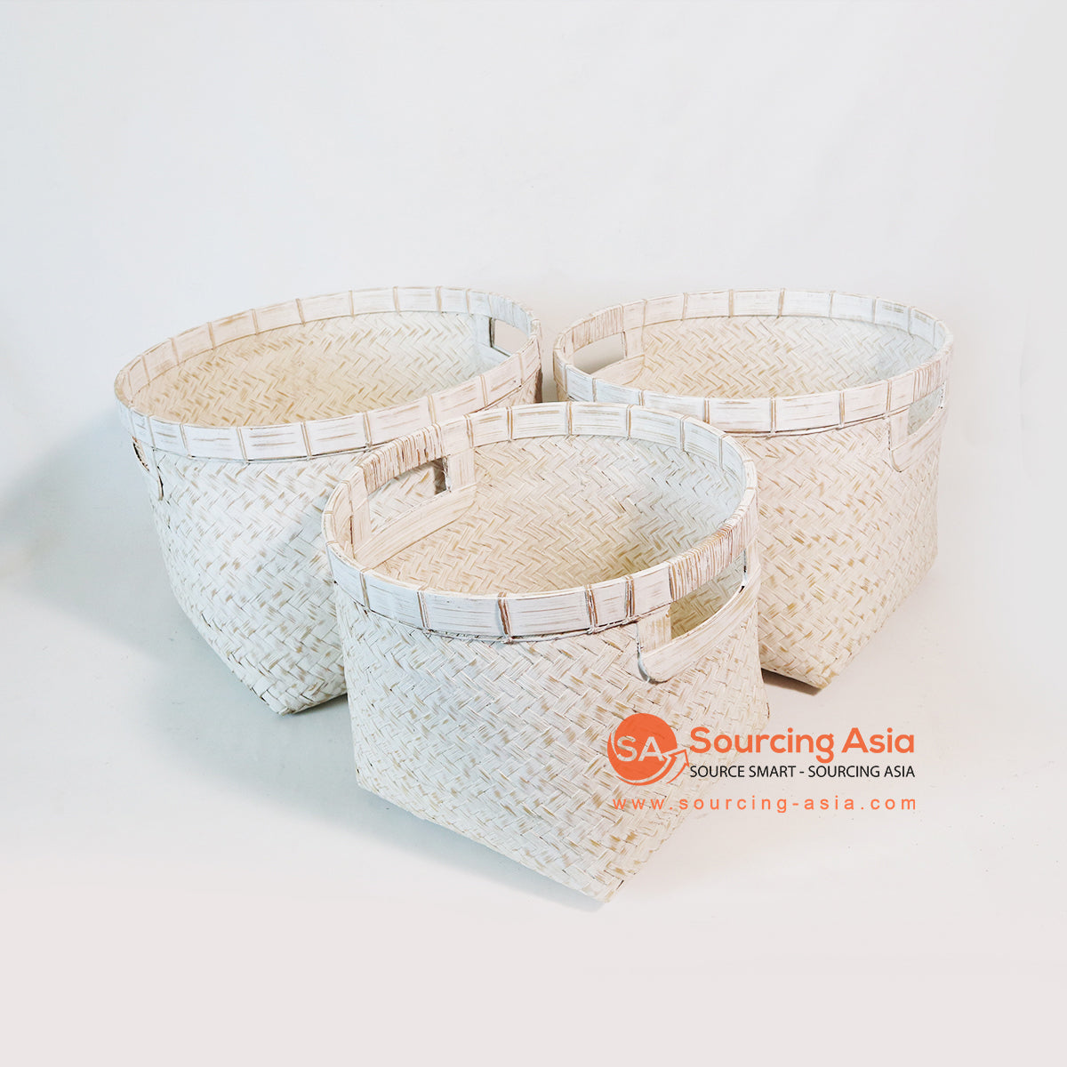 MTIC061 SET OF THREE WHITE WASH WOVEN BAMBOO BASKETS WITH HANDLE