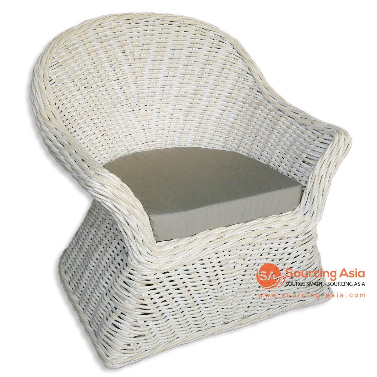 MUR007 WHITE RATTAN CASUAL CHAIR WITH CUSHION