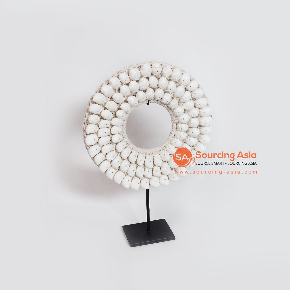 PDL006 WHITE SHELL DISC ON STAND DECORATION