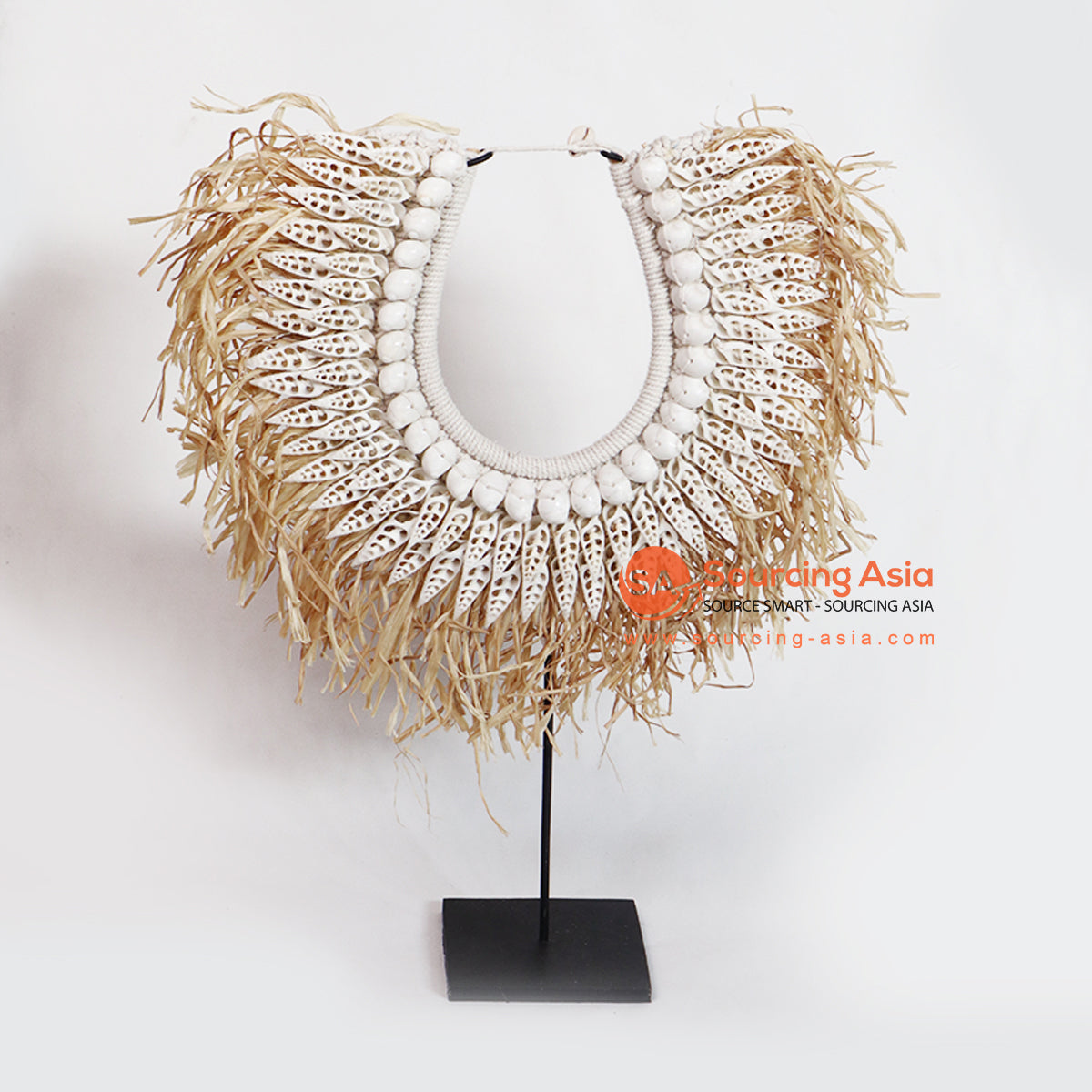 PDL009 WHITE SHELL NECKLACE ON STAND DECORATION WITH NATURAL FRINGE