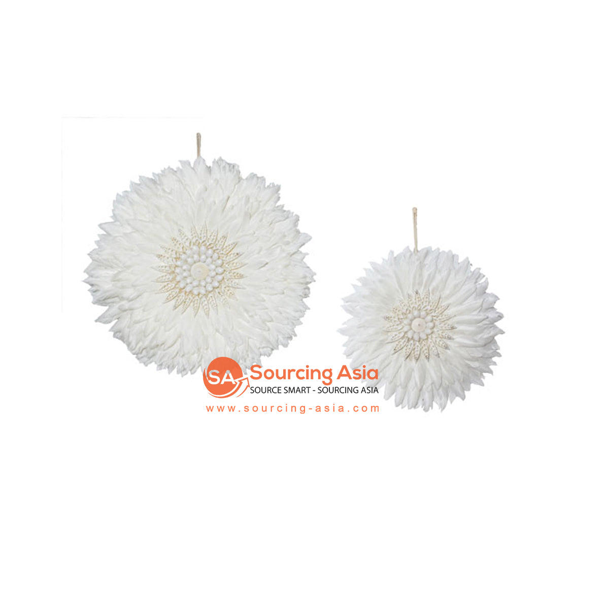 SHL208 SET OF TWO WHITE FEATHER AND SHELL ROUND JUJU WALL DECORATIONS